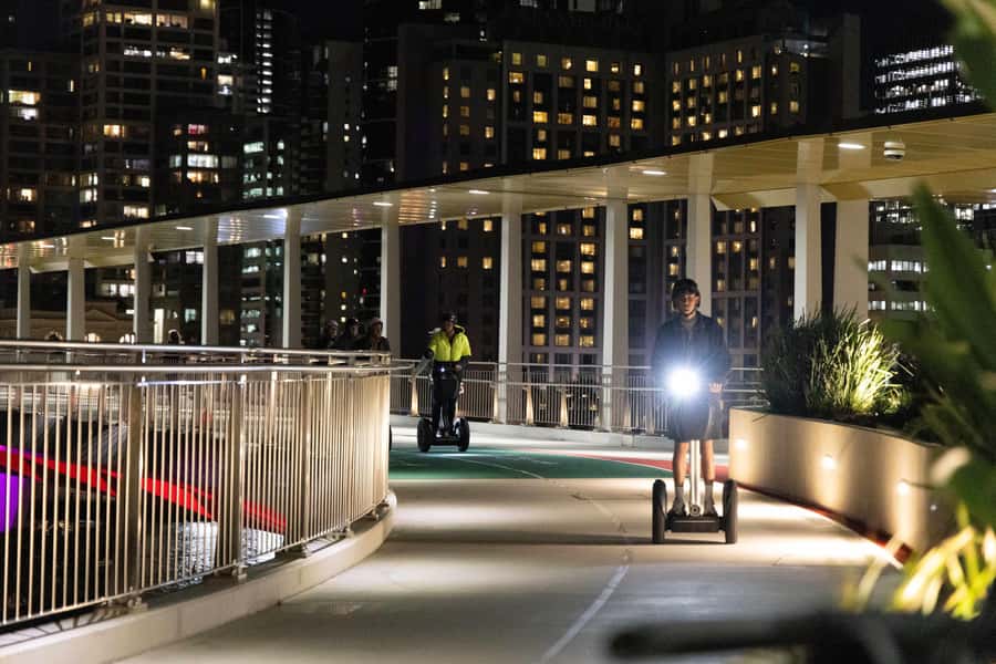 2.5 Hour Brisbane: Sightseeing Tours - Morning & Night - Meeting at Riverlife and getting your gear sorted