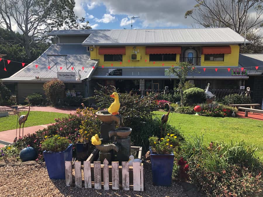 BNE - MtTamborine All Inclusive Tour with Lunch and Tastings - Tamborine Mountain Distillery: spirits tasting to finish strong