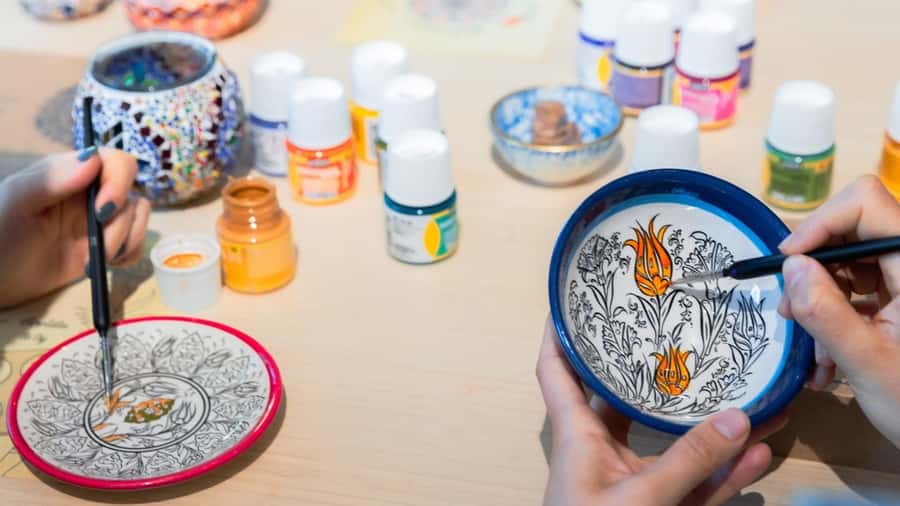 Brisbane: Ceramic Plates & Bowls Paint and Sip Classes - Before You Touch the Brush: What’s Included and What You Need to Bring