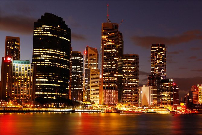 Brisbane City Twilight Kayak - Following a guide instead of a map (and hearing what you’re seeing)