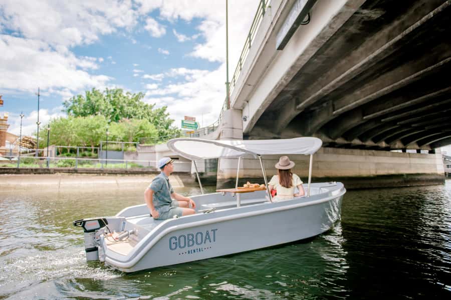 Brisbane: Electric Picnic Boat Rental from Breakfast Creek - Breakfast Creek meet-up: finding the GoBoat kiosk and starting fast