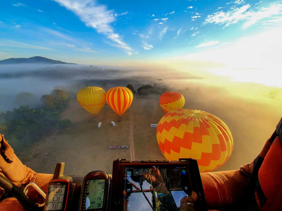 Brisbane: Hot Air Balloon Flight with Vineyard Breakfast - Practical tips that make or break a balloon morning