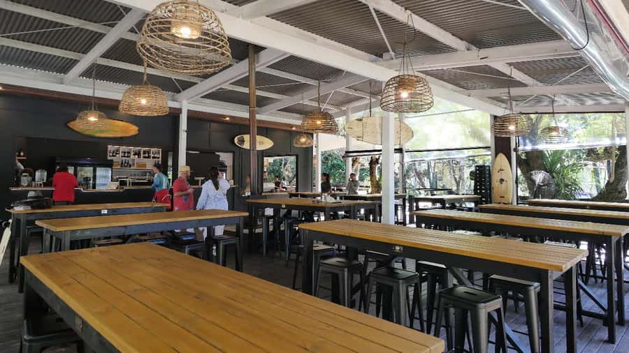 Brisbane: Island Pub Crawl with Lunch and High-Speed Boat - Quick hits you should know