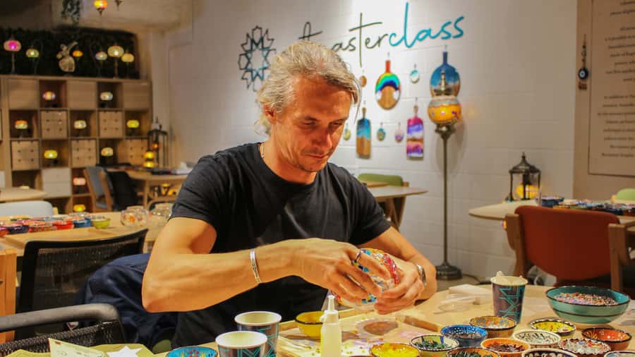 Brisbane: Mosaic Art Classes - Turkish Lamp Workshop - The design part I’d actually pay attention to: geometry and color harmony