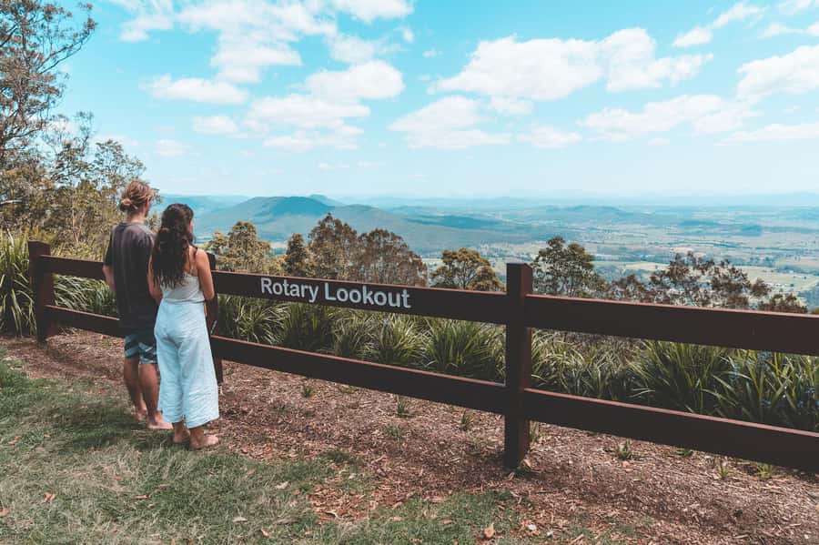 Brisbane: Rainforests, Waterfalls and Glow Worm Cave Tour - Numinbah Valley and Hinze Dam: viewpoints, wildlife, and a final coffee stop