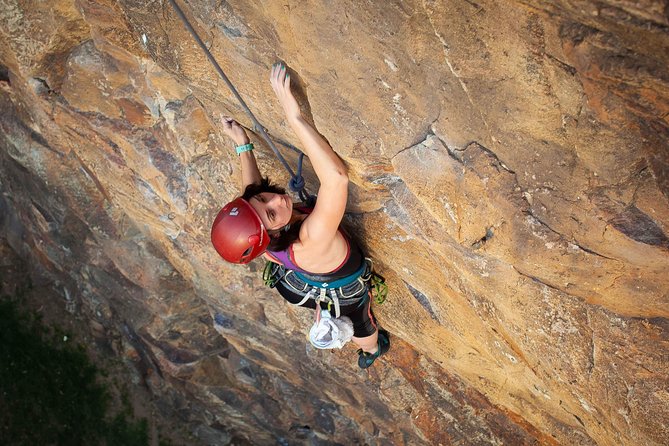 Brisbane Rock Climbing - 3 Hours Night - Gear You Get vs. What You Must Bring