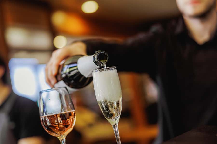 Brisbane: Sirromet Winery Tour with Tasting & 2-Course Lunch - Key points to know before you go