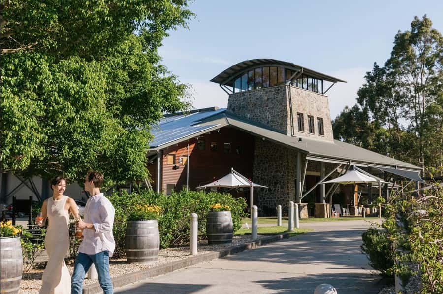 Brisbane: Sirromet Winery Tour with Tasting & 2-Course Lunch - Should you book the Sirromet Winery Tour with Tasting and 2-course Lunch?