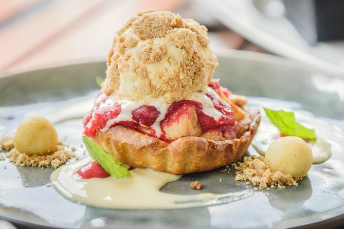 Deluxe Wine Tour to Tamborine Mountain, includes two course lunch - Mt. Tamborine from Brisbane, with transport doing the heavy lifting