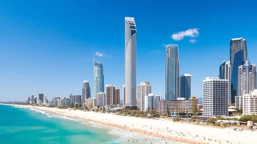 From Brisbane: Gold Coast Day Tour with Lunch - Coombabah Lakeland: kangaroos and koalas, not just zoo-style photos