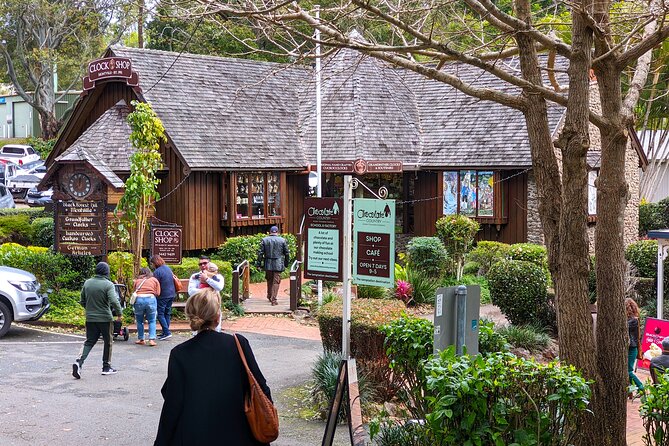Glass House Mountains, Maleny and Montville Tour from Brisbane - Maleny: Time to Browse, Eat, and Feel the Hinterland Vibe