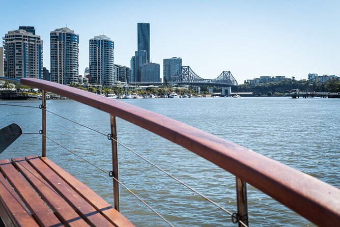 Mid-Afternoon Sightseeing Cruise: 2:30pm-4pm (90min) - The live onboard commentary: stories that explain what you’re looking at