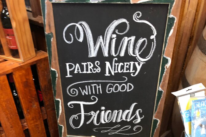 Mount Tamborine Deluxe Wine Tasting with Two Course Lunch - Small Tips That Make the Day Smoother