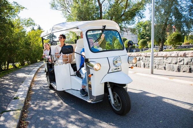 Private E-Tuk Tuk Adventure through Brisbane - Eagle Street Pier: riverside dining energy with Story Bridge in the frame