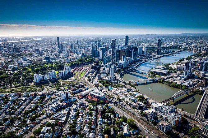 Private Helicopter Scenic Tour of Brisbane - 25min - The 25-minute east-to-west route and what it really shows