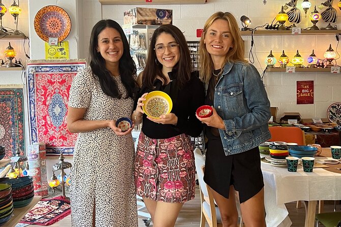Resin Art Classes Brisbane: Cheeseboards & Coasters - Materials and the Choices That Actually Affect the Result