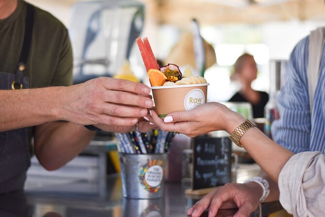Sunshine Coast Hinterland and Noosa Day Trip from Brisbane Incl Eumundi Markets - Montville Visitor Information Centre: The Craft Town Break (and Coffee Time)